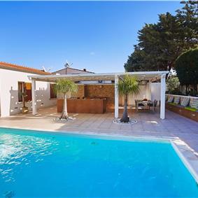 3 bedroom villa with pool and sea views near Scopello, sleeps 6